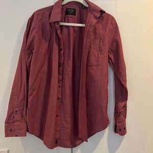 Nordstrom men’s shop red trim fit dress shirt with front pocket.